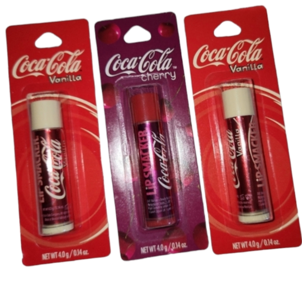 2 Coca Cola Vainilla, 1 Cherry  Lip Balm